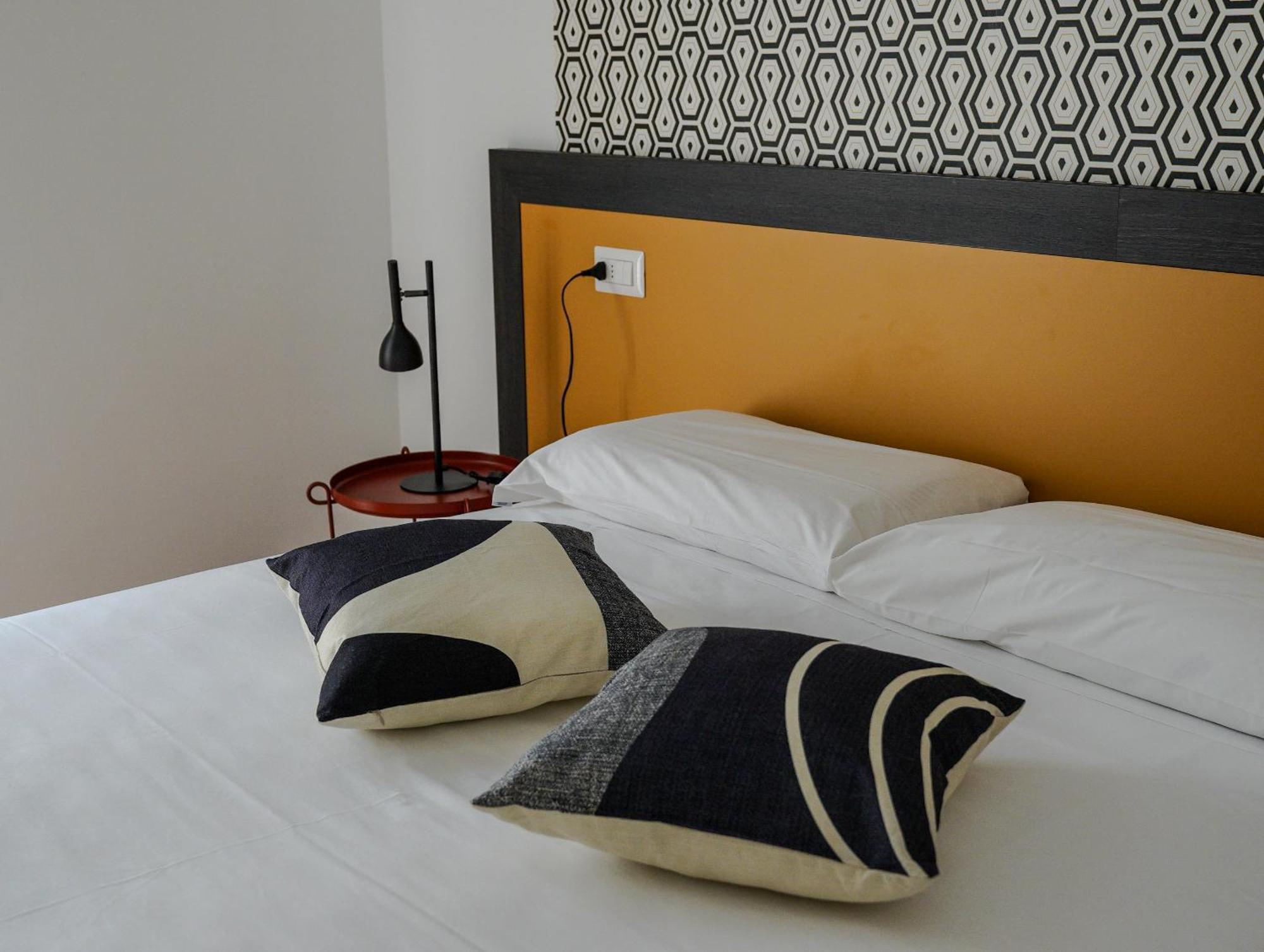 Feel - Mille Suites Bergamo Exterior photo